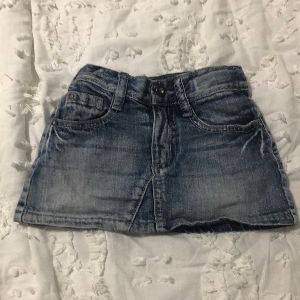 Gil’s jean skirt